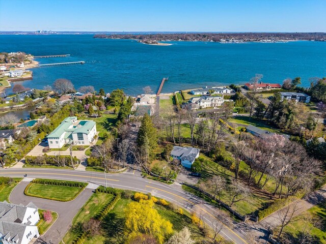 33 Harbour Rd, Great Neck, NY 11024 - photo 8
