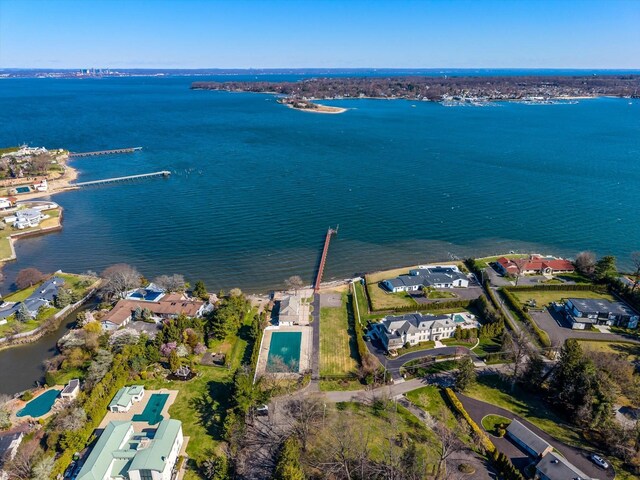 33 Harbour Rd, Great Neck, NY 11024 - photo 16