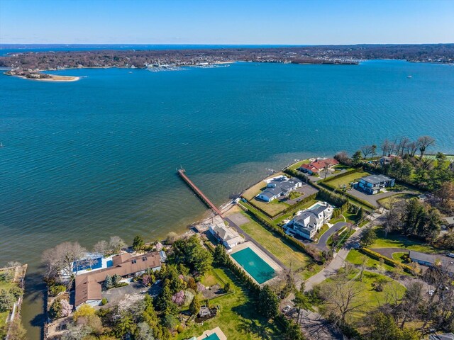 33 Harbour Rd, Great Neck, NY 11024 - photo 18