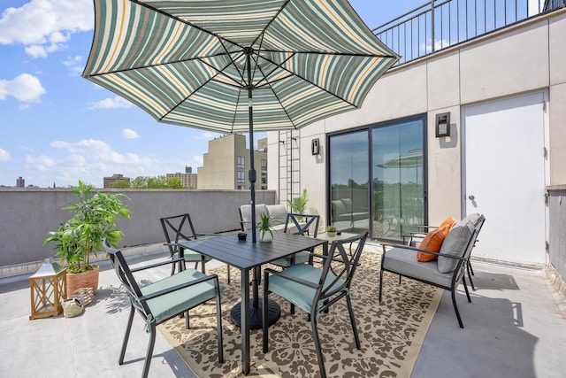 1043 Halsey St Unit 4, Brooklyn, NY 11207 - view of patio with outdoor dining space