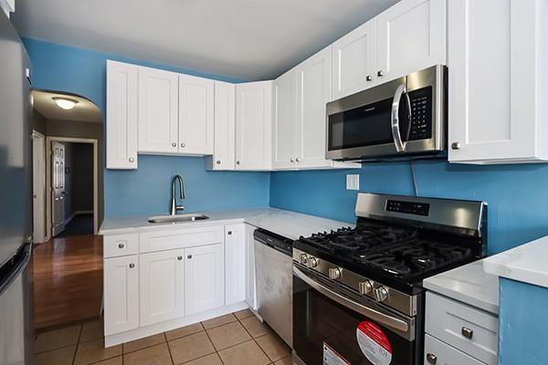 8604 Little Neck Pkwy, Floral Park, NY 11001 - photo 2