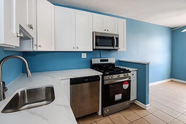 8604 Little Neck Pkwy, Floral Park, NY 11001 - photo 3
