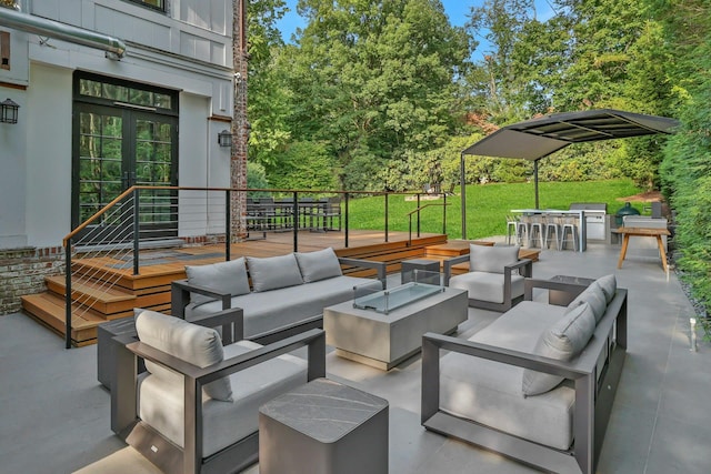 165 Valley Rd, New Rochelle, NY 10804 - view of patio with outdoor dining area and an outdoor hangout area