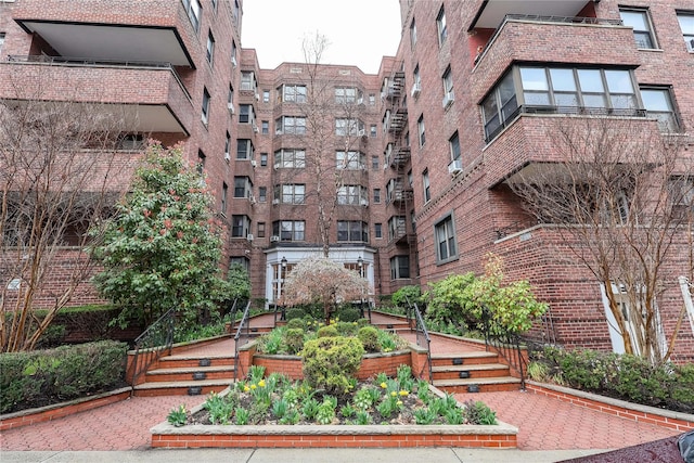 69-40 Yellowstone Blvd Unit 620, Forest Hills, NY 11375 - view of apartment building / complex