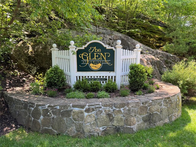 123 Park Rd Extension, Goldens Bridge, NY 10526 - view of community sign