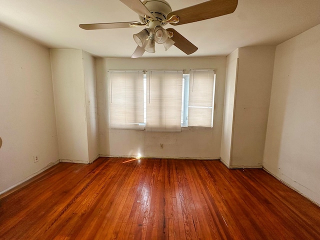 unfurnished room featuring wood-type flooring and ceiling fan