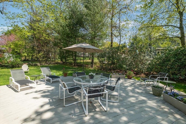 15 Scarsdale Farm Rd, Scarsdale, NY 10583 - wooden deck with outdoor dining space