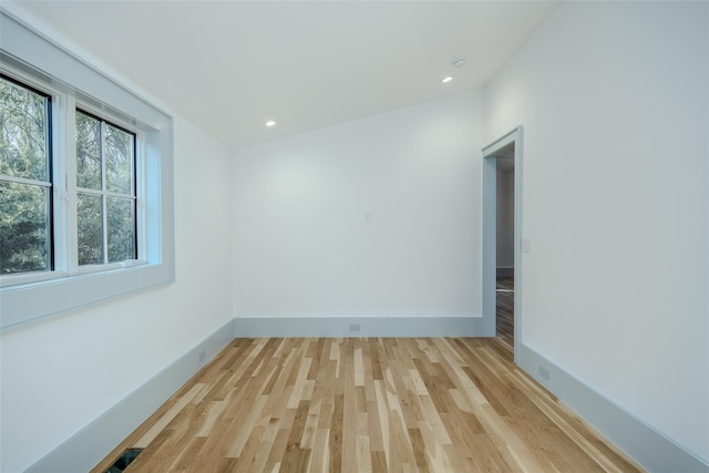 139A N Ferry Rd, Shelter Island, NY 11964 - unfurnished room with light wood-style flooring, recessed lighting, and baseboards