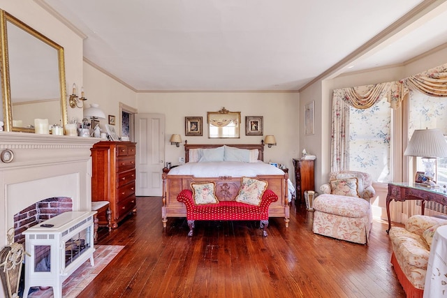 35 S Penataquit Ave, Bay Shore, NY 11706 - bedroom with hardwood / wood-style flooring and crown molding