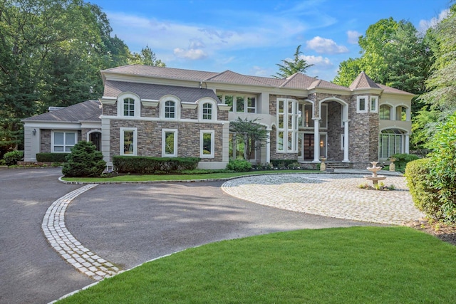 55 Coves Run, Oyster Bay Cove, NY 11791 - photo 1