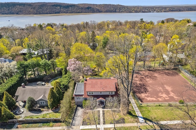 bird's eye view with a water view