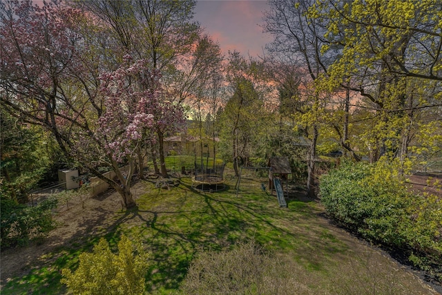 41 Euclid Ave, Hastings-On-Hudson, NY 10706 - yard at dusk featuring a lawn