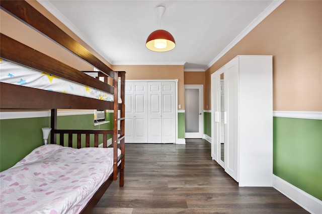 7211 110th St Unit 5G, Forest Hills, NY 11375 - bedroom featuring baseboards, ornamental molding, wood finished floors, and a closet