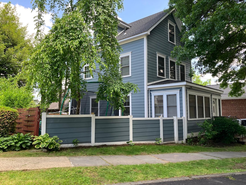 4296 Vireo Ave, Bronx, NY 10470 - photo 1