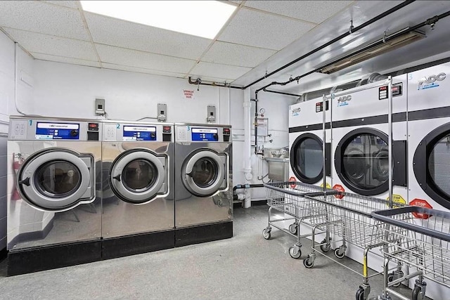 35-20 Leverich St Unit A 504, Jackson Heights, NY 11372 - shared laundry area featuring washing machine and clothes dryer