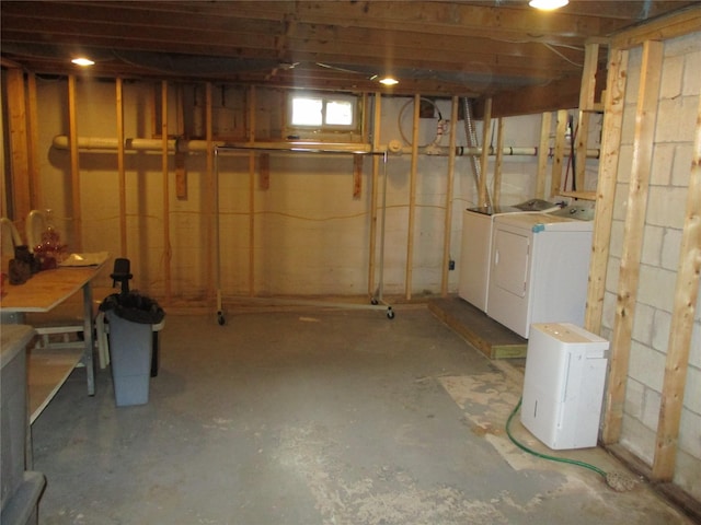 579 State Route 55, Napanoch, NY 12458 - below grade area featuring washer and dryer