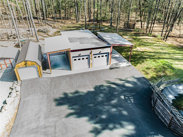 26 Cowboy Trl, Saugerties, NY 12477 - garage with driveway