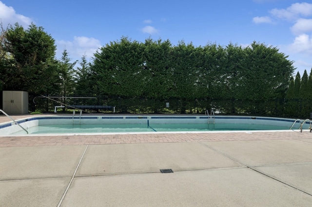 60 Southgate Cir, Massapequa Park, NY 11762 - view of community pool