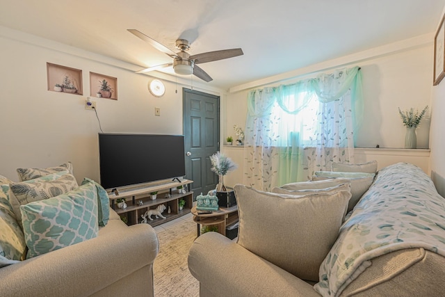 97 Arlington Ave, Valley Stream, NY 11580 - living room with a ceiling fan