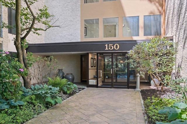 150 Overlook Ave Unit 8V, Peekskill, NY 10566 - property entrance with french doors and stucco siding