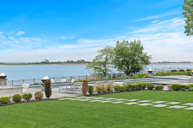 25 Brewster Ln, East Setauket, NY 11733 - view of property's community featuring a water view