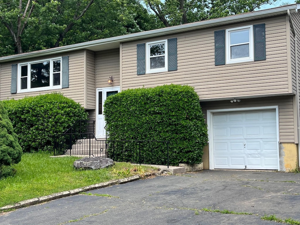43 Morton St, Garnerville, NY 10923 - photo 1