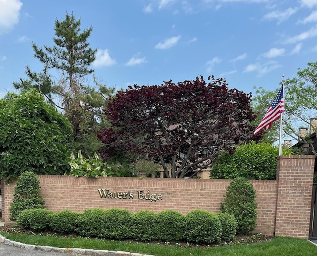 55 Waters Edge Unit 55, Rye, NY 10580 - view of community sign