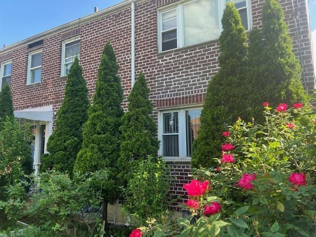 20-25 Parsons Blvd, Whitestone, NY 11357 - view of side of property with brick siding