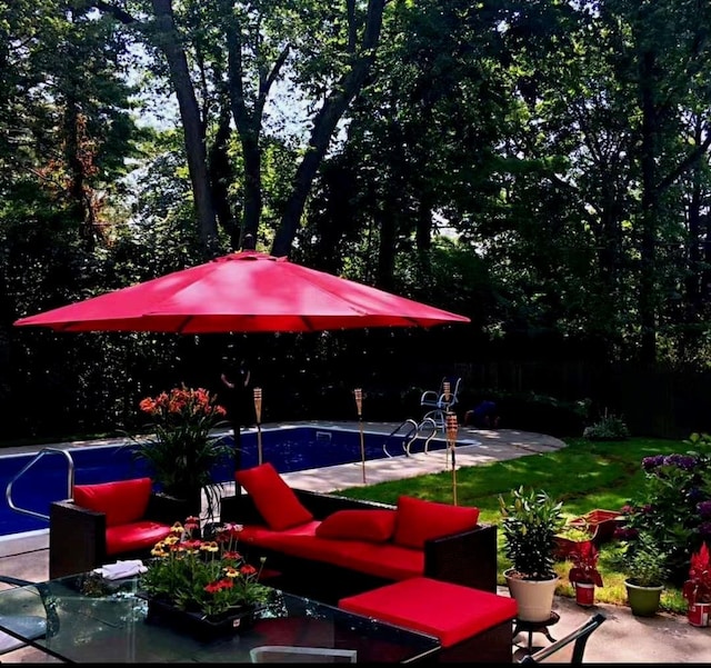 8 Percheron Ln, Roslyn Heights, NY 11577 - exterior space featuring outdoor lounge area, a patio, and fence private yard