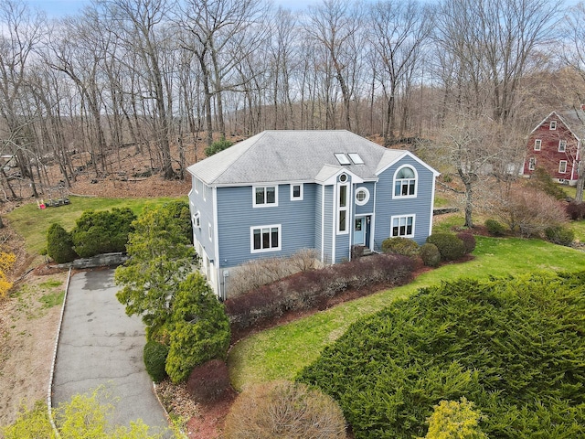 13 Cross Rd, Cortlandt Manor, NY 10567 - traditional home featuring driveway and a shingled roof