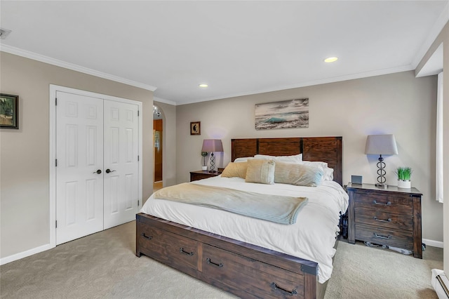 bedroom featuring crown molding, a closet, light colored carpet, baseboards, and recessed lighting