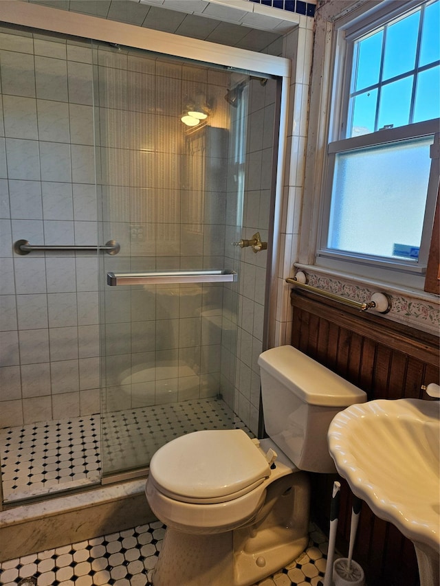 182 Parkway N, Yonkers, NY 10704 - bathroom featuring a shower stall and toilet