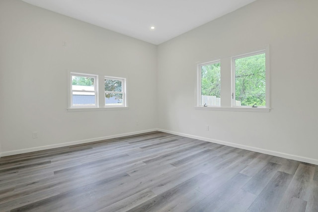 286 9th St, Verplanck, NY 10596 - unfurnished room featuring wood finished floors, baseboards, and recessed lighting