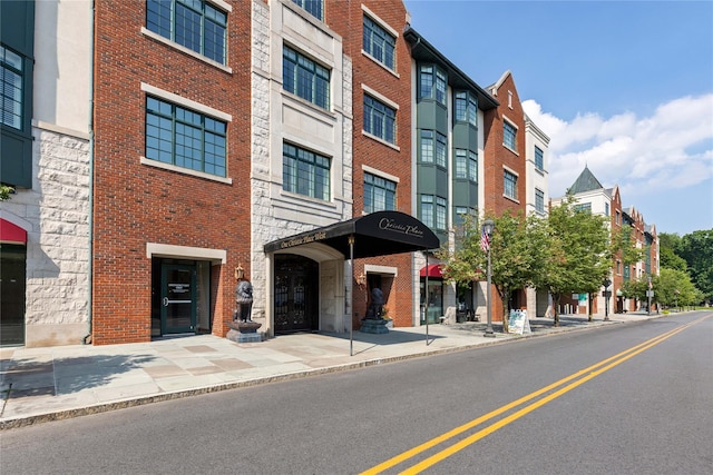 1 Christie Pl Unit 205W, Scarsdale, NY 10583 - view of building exterior