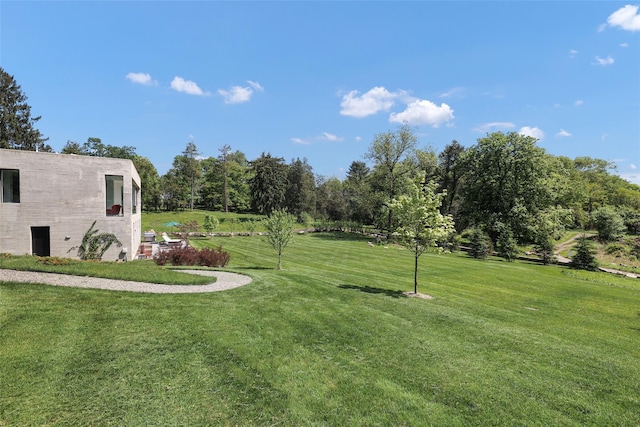 112 Wilson Park Dr, Tarrytown, NY 10591 - view of green lawn
