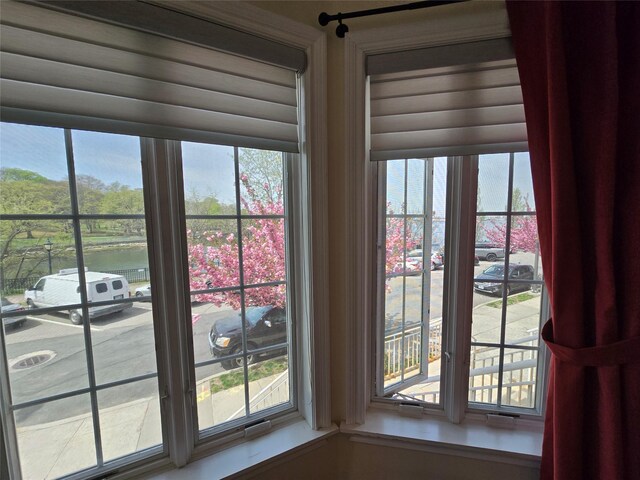337 Park Cres, College Point, NY 11356 - detailed view of a water view