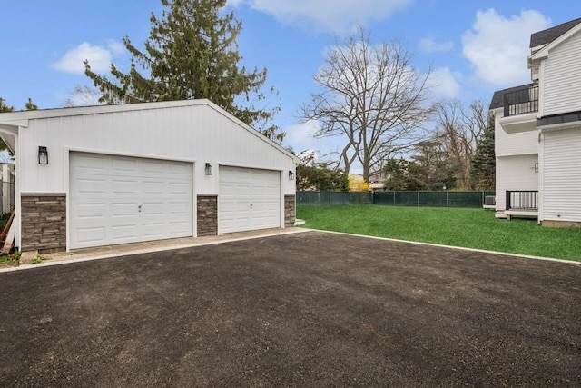148 S 5th St, Lindenhurst, NY 11757 - view of detached garage