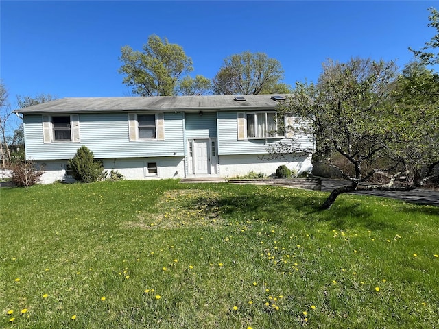 11 Keats Rd, Middletown, NY 10941 - raised ranch featuring a front yard
