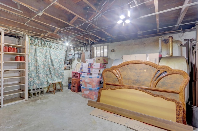 13042 NW 59th Ave, Flushing, NY 11355 - view of below grade area