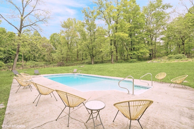 893 Laroe Rd, Monroe, NY 10950 - swimming pool with a patio area