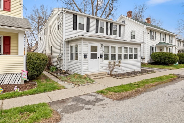 view of front of house