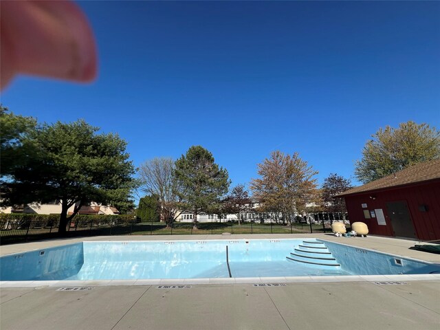 282 Tamerisk Ln, New Windsor, NY 12553 - community pool featuring fence