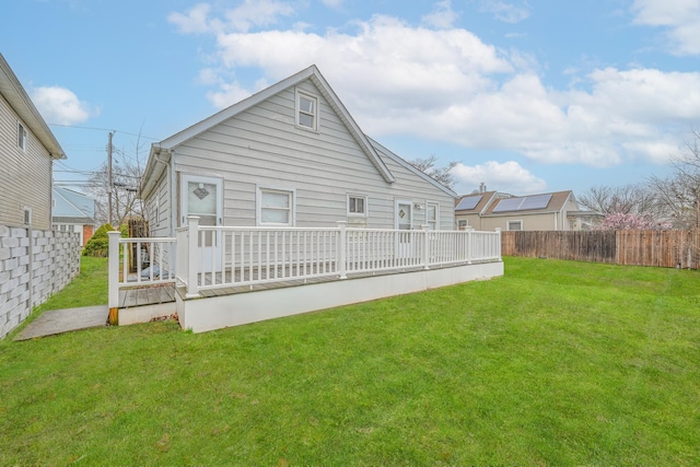 267 Roquette Ave, Floral Park, NY 11001 - photo 9