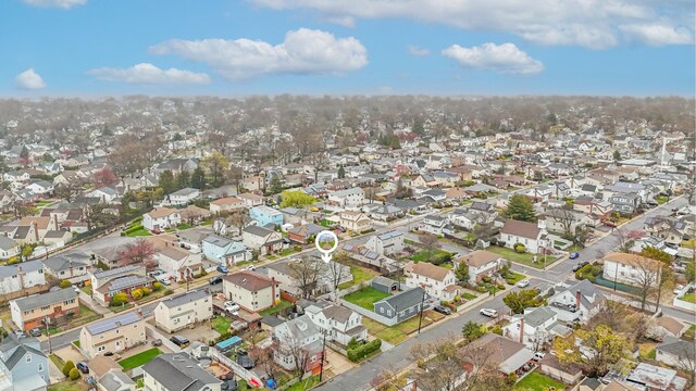 267 Roquette Ave, Floral Park, NY 11001 - photo 13