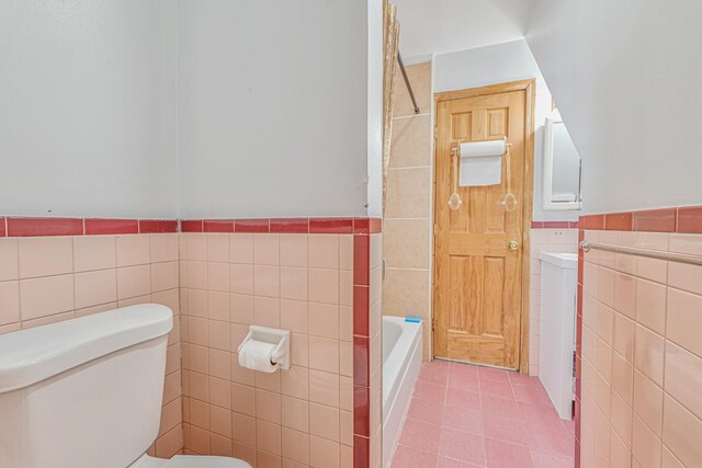 267 Roquette Ave, Floral Park, NY 11001 - photo 15