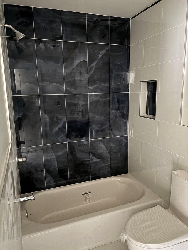 67 2nd St W, Mount Vernon, NY 10550 - full bathroom featuring toilet and bathing tub / shower combination