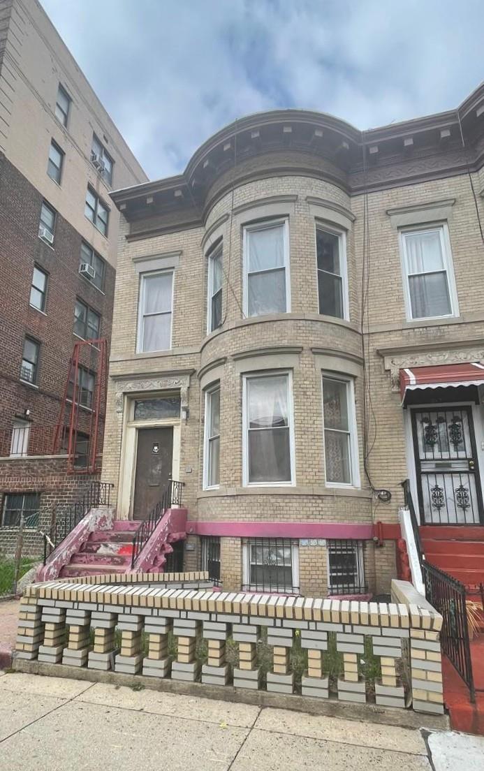 335 Martense St, Brooklyn, NY 11226 - multi unit property featuring brick siding