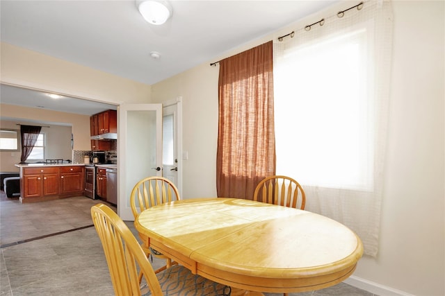 71 E Kissimee Rd, Lindenhurst, NY 11757 - view of dining area