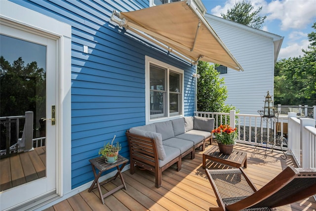7 Senate Pl, Larchmont, NY 10538 - deck featuring outdoor lounge area