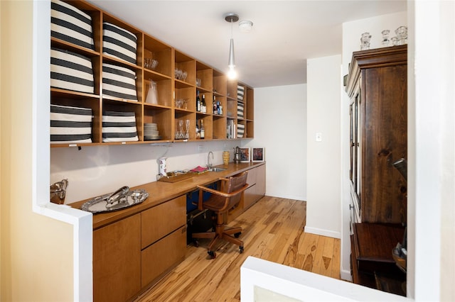 2500 Johnson Ave Unit 2Np, Bronx, NY 10463 - home office with light wood-style floors and built in desk